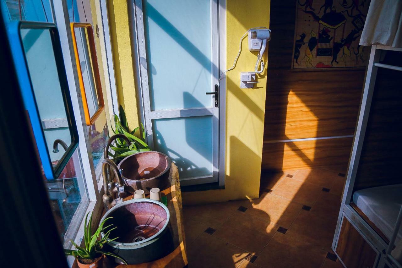 Halley Hostel Ανόι Εξωτερικό φωτογραφία